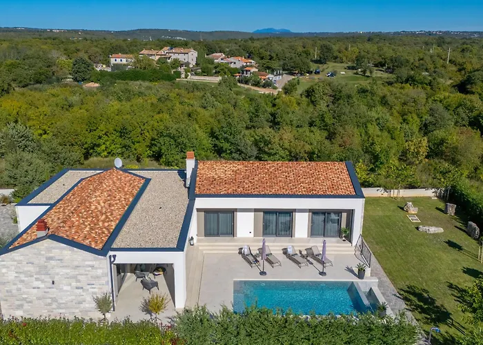 Lastine Near Rovinj Villa