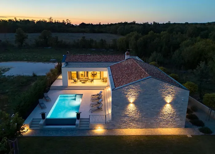 Villa Lastine Near Rovinj Kurili